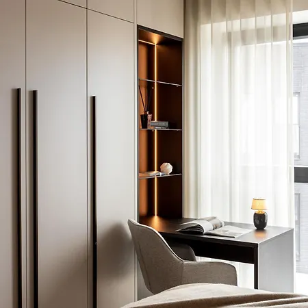 Stylish Waterfront With Lounge Terrace & Sauna