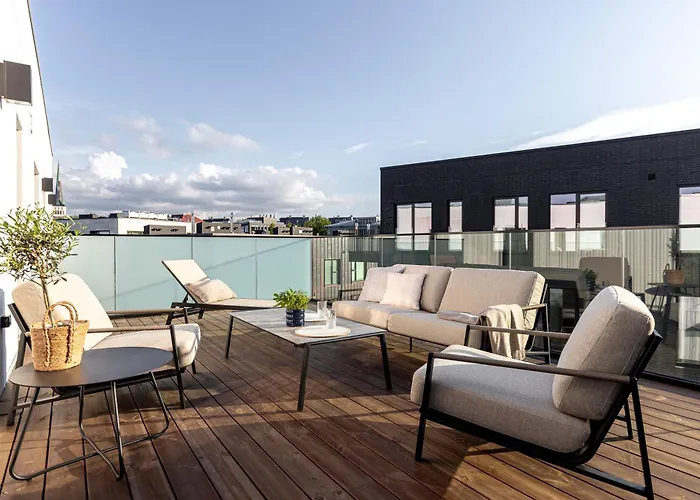 Lägenhet Stylish Waterfront With Lounge Terrace & Sauna *