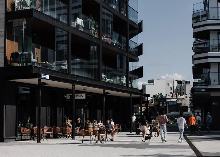 Stylish Waterfront With Lounge Terrace & Sauna Lägenhet Tallinn