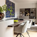 Stylish Waterfront With Lounge Terrace & Sauna *